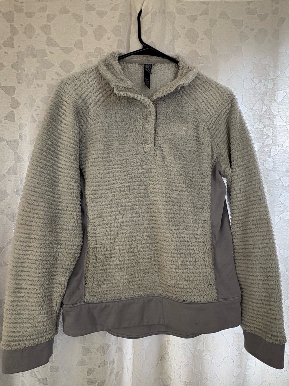 Mountain Hardware Polartec High Loft High Pile Fleece Snap Pullover Grey